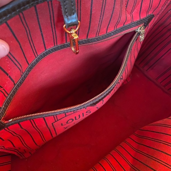 SOLD! ✔️ - Picture 11 of 11